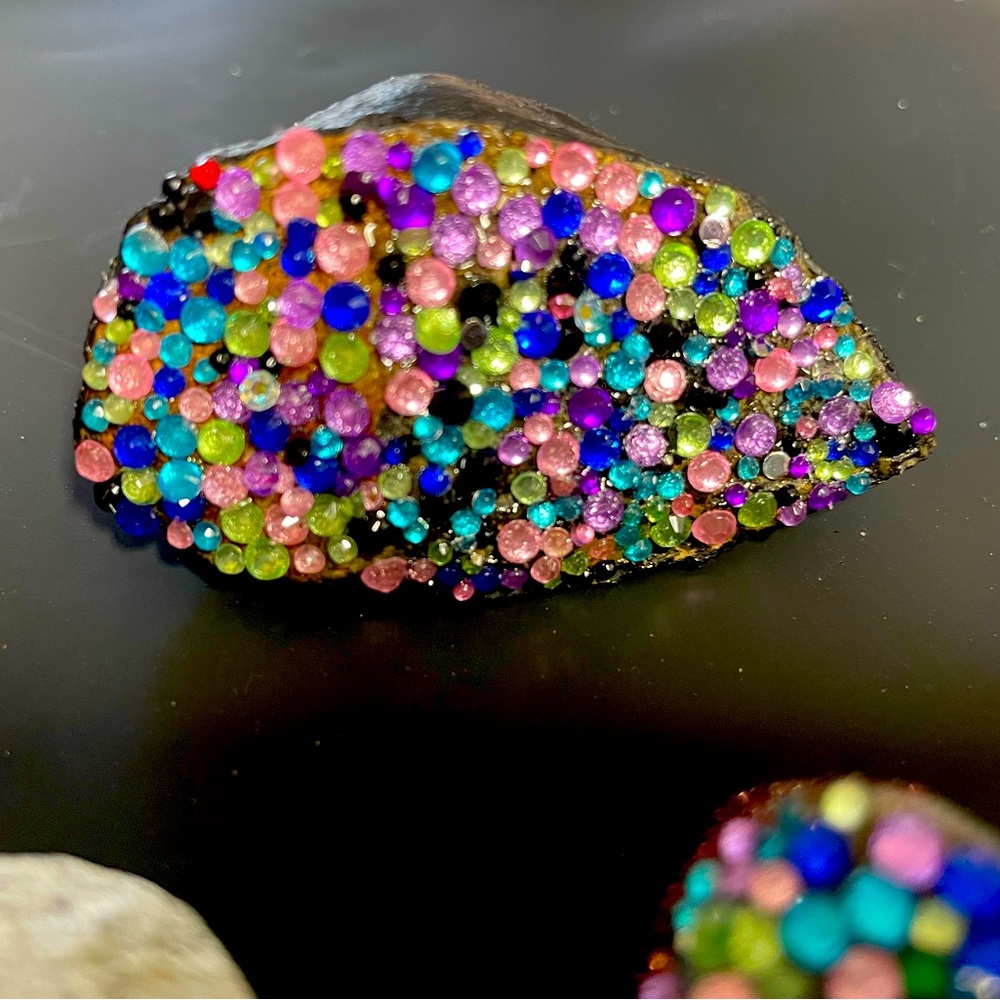 🧚 Paradise Geodes ✨ very sparkly ✨ and handcrafted.